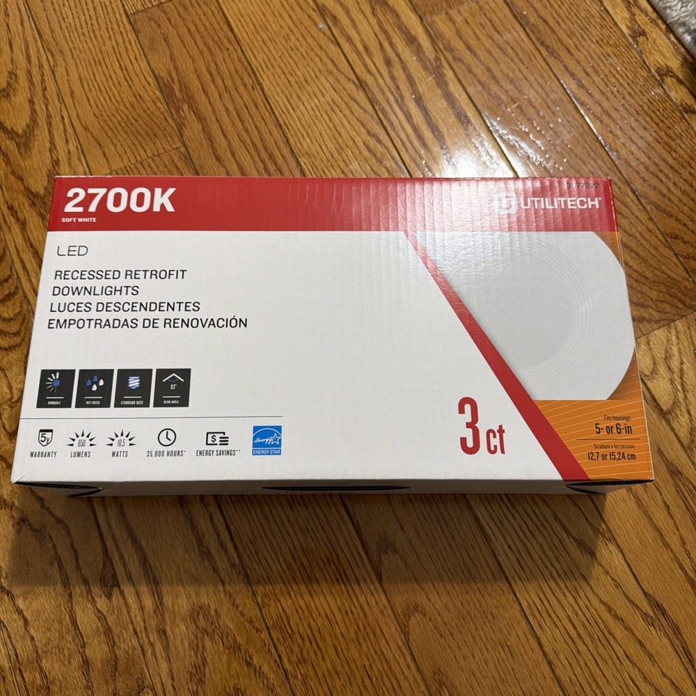 Utilitech 3-pack 2700K Soft White LED Recessed Retrofit‎ Downlight.